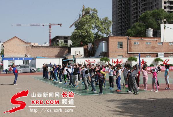 体育公开课足球,足球公开课初中完整版