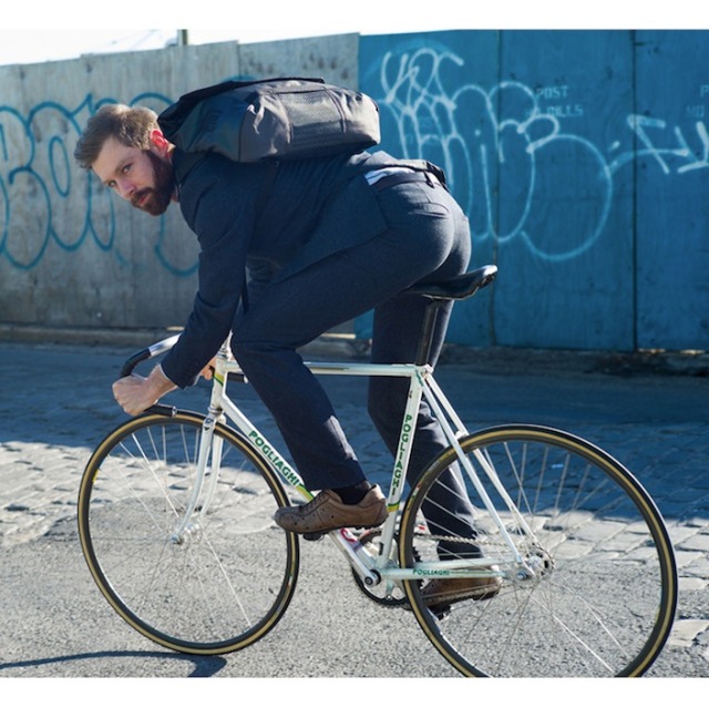 男生提升气质法则,男士气质双肩背包