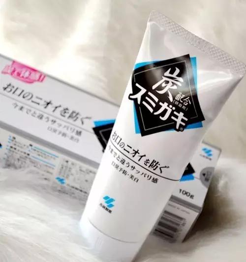 像陈意涵一样的元气笑容,一口白牙少不了,种草海外高人气牙膏