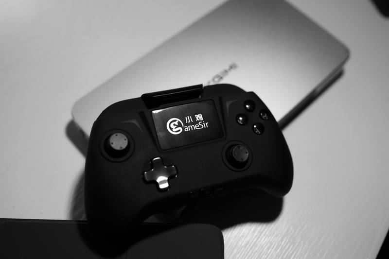 极米z4爵色支持激光翻页笔吗,极米z4爵色和极米z4air