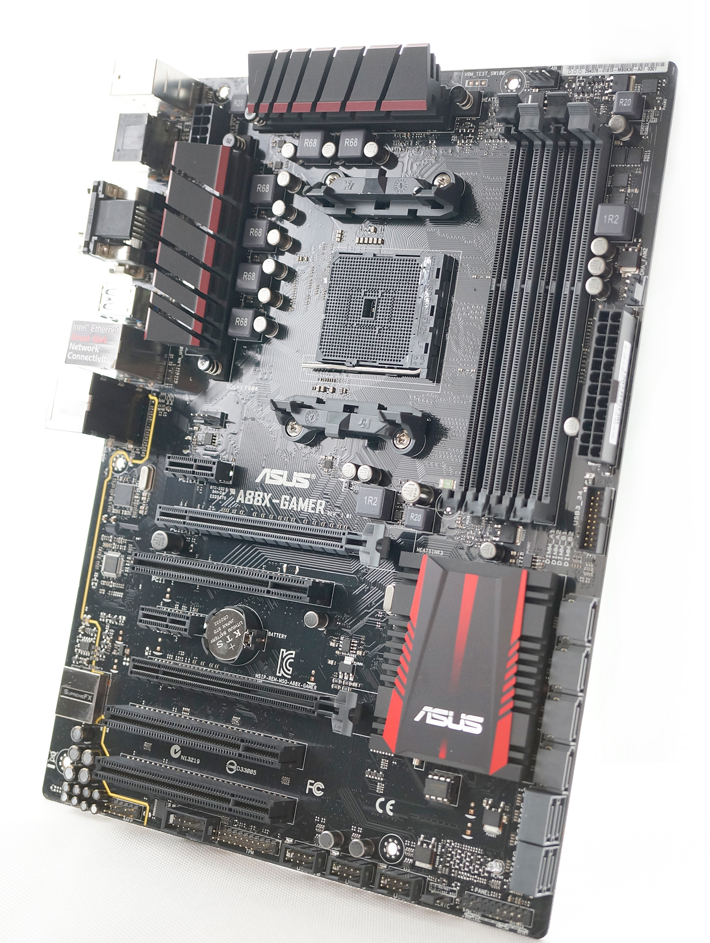 华硕rog8游戏测评,最便宜的华硕rog纯血主板测评