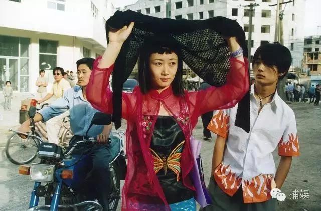 她从不蹭红毯,却作为中国影星被戛纳官方连续4年邀请