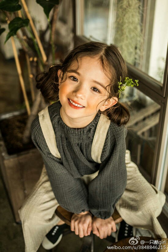 louie闊╁浗娣疯,louietucker鑻遍煩娣疯鐓х墖