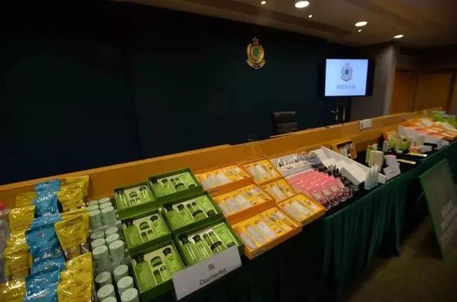 香港查出来的假货,香奈儿雪花秀有假的吗