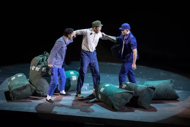 繁花弄堂片段,繁花中的弄堂史诗