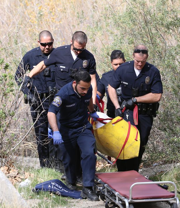 35岁的《欢乐合唱团》男星上吊自杀，是谁逼死了他？