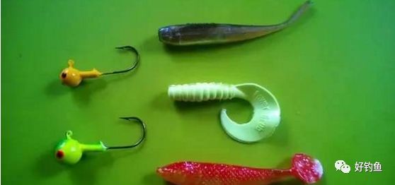 路亚软饵防挂底操作手法,新手路亚老是挂底怎么办
