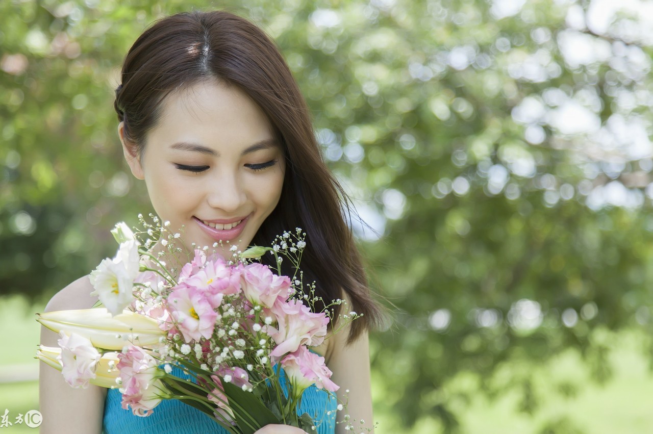 有一种深爱，叫忍着，不再联系，不再打扰！