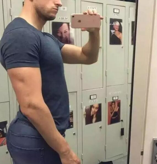 男生屁股翘是种什么体验,男生屁股太翘如何快速矫正