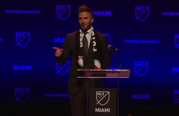 贝克汉姆加盟皇马和齐达内,贝克汉姆交易