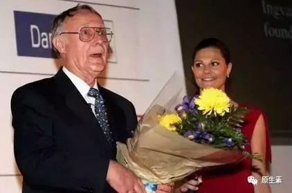 开二手车,跳蚤市场买衣服,他却打造了世界上最大的慈善基金会