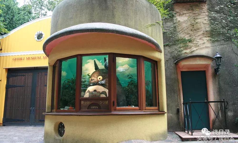 和孩子在日本看哆啦a梦漫展,哆啦a梦和樱桃小丸子停更了吗