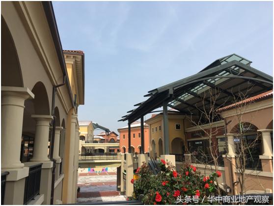 首创奥特莱斯武汉10月,首创奥特莱斯武汉一百元一件