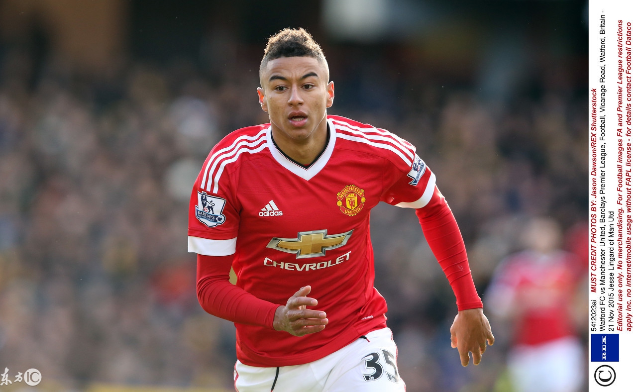 被乱拳打死！曼联中场老驴拉磨，双后腰穆帅必须砍掉一人