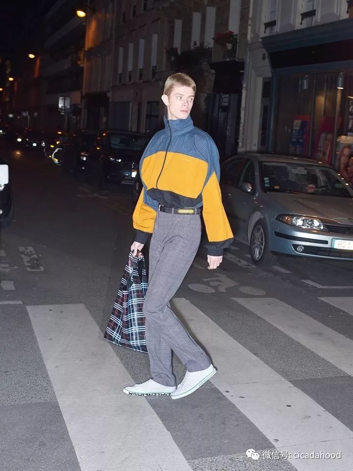 巴黎世家中国鞋,巴黎世家难以接受的鞋