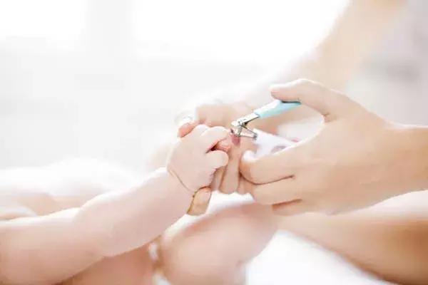 株洲1岁宝宝手臂上长了个“草莓”，急坏家长！