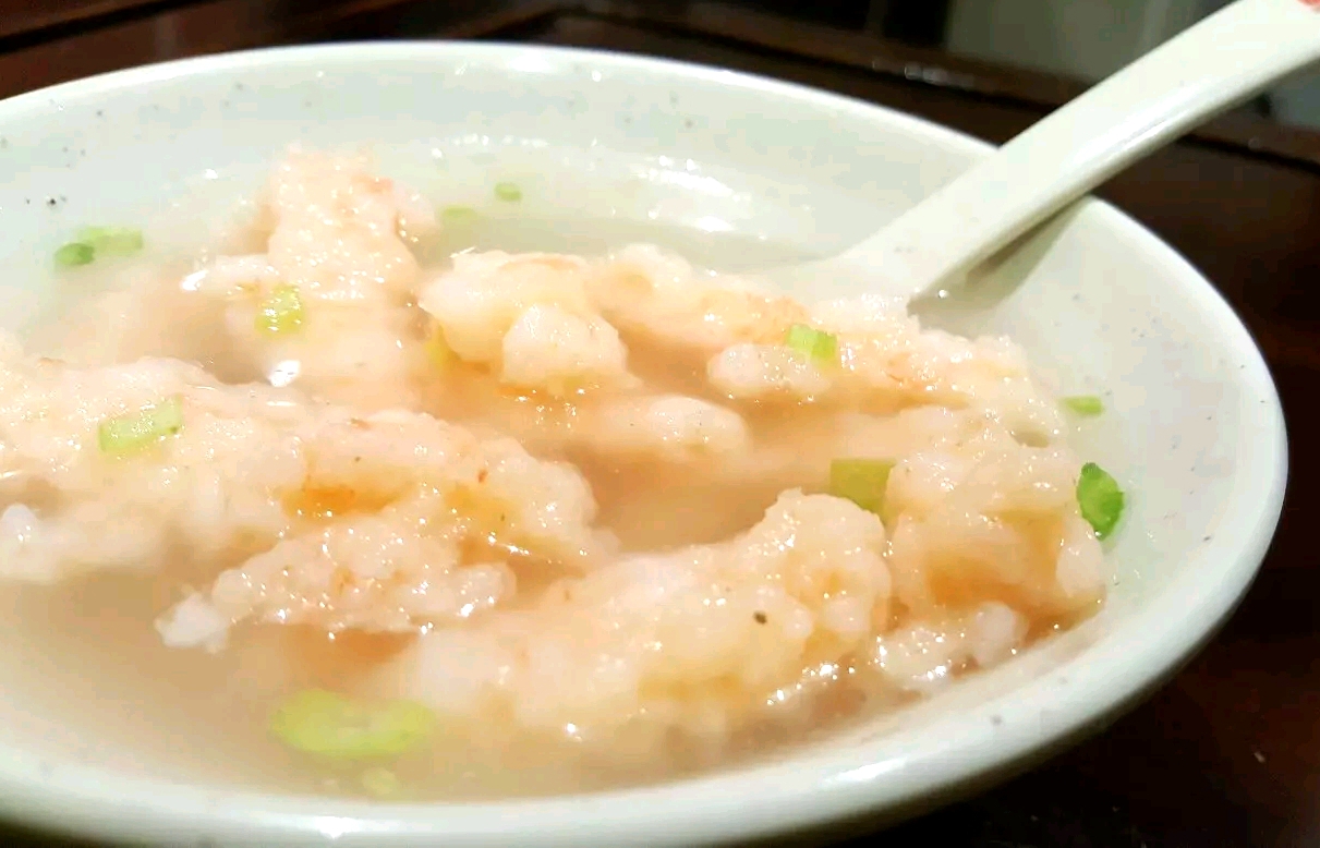 哄女朋友的旅游攻略,哄女友开心的要点