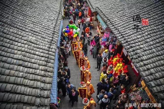 来新市古镇感受浓浓的年味,新春走基层古镇寻风情年味扑面来