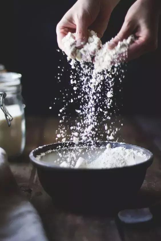 教你煎鱼不破皮的方法,煎鱼老破皮是什么原因