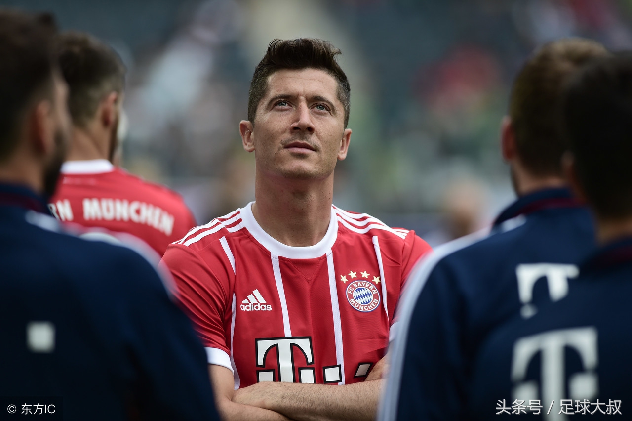 足坛现役最强十一人,足坛十大阻挡梅罗的硬汉