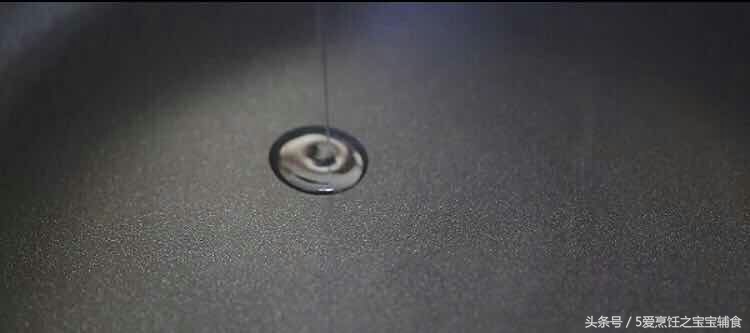 鸡蛋菠菜虾仁饼做法辅食,补钙虾仁豆腐饼