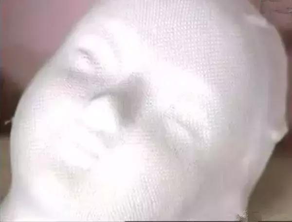 铅丝为骨骼,绢纱为肌肤,他用40年时间做出了最美“芭比娃娃”!