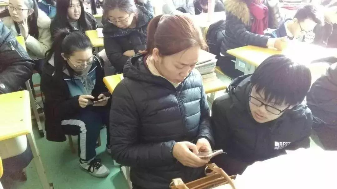 明确目标，智者先行——崂山二中举行模拟报志愿活动