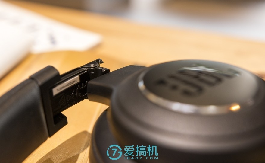 稳坐最强性价比的降噪耳机！JBLDuetNCWireless上手体验