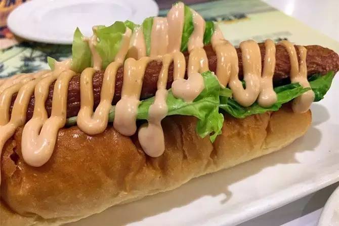 吃过35厘米的烤肠吗？老板请你出来解释一下