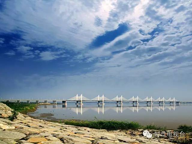 这儿是荥阳,这儿是许昌