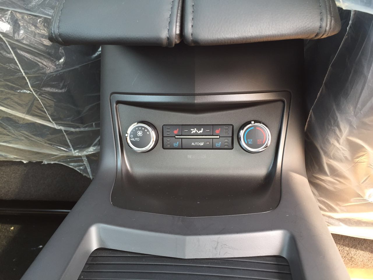 林肯mkt加速抖动,林肯提车真实感受