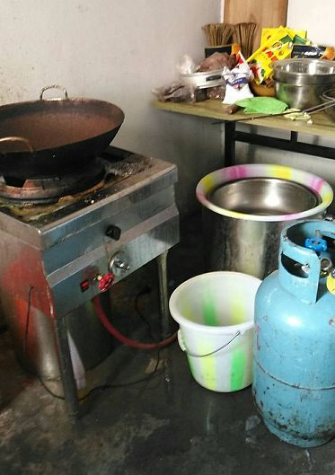 遵义被电死两夫妻,遵义市两夫妻中毒死亡