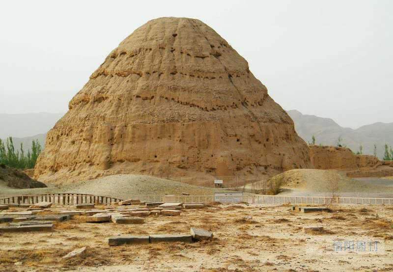 宁夏银川神秘的西夏王陵,宁夏西夏王陵