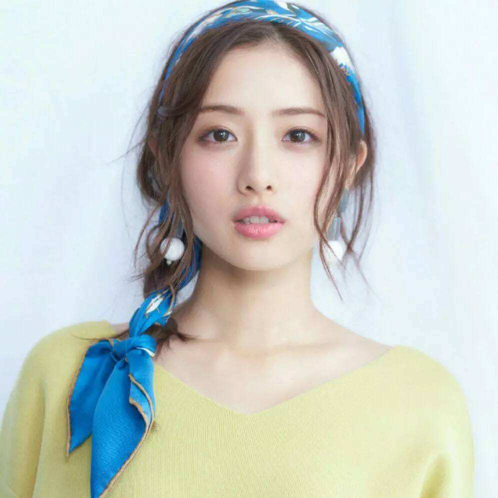 石原里美化妆品搭配,新年元气美人妆