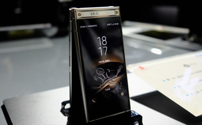 三星g9298和w2018哪个好,三星g9298和三星w2018对比