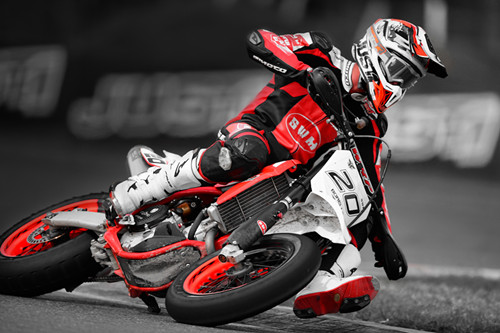 从中学老师到造车狂人，斯威董事长龚大兴的汽车梦