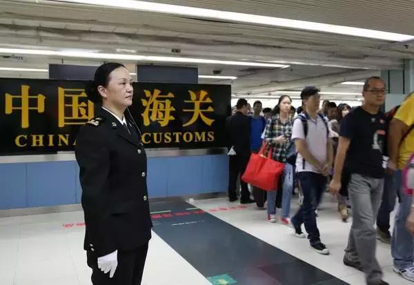 香港海关出入境物品规定最新,去香港回来带多少才不会被海关查