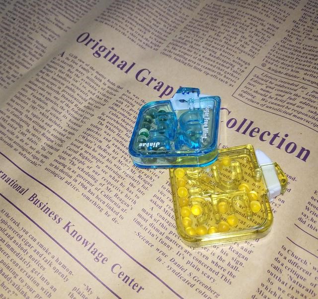 网红美食脏脏包大揭秘,小吃火鸡面和脏脏包