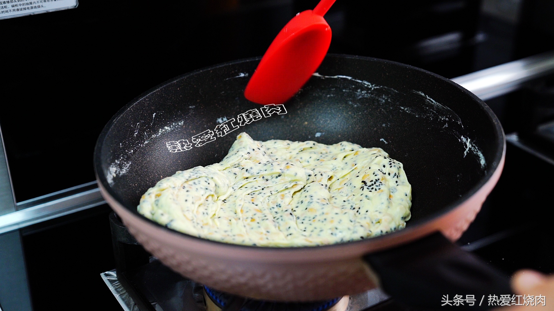 为啥做牛轧糖拉丝不出来,为什么做的牛轧糖软还粘