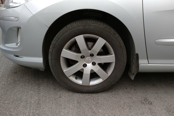 二手标志408车主真实感受22款,2010年标致408二手多少钱入手