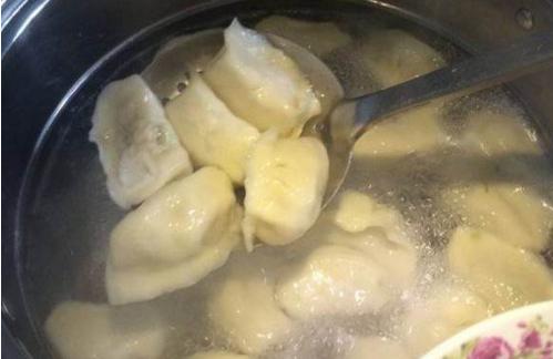 春节如何正确吃饺子,大年夜吃饺子的讲究