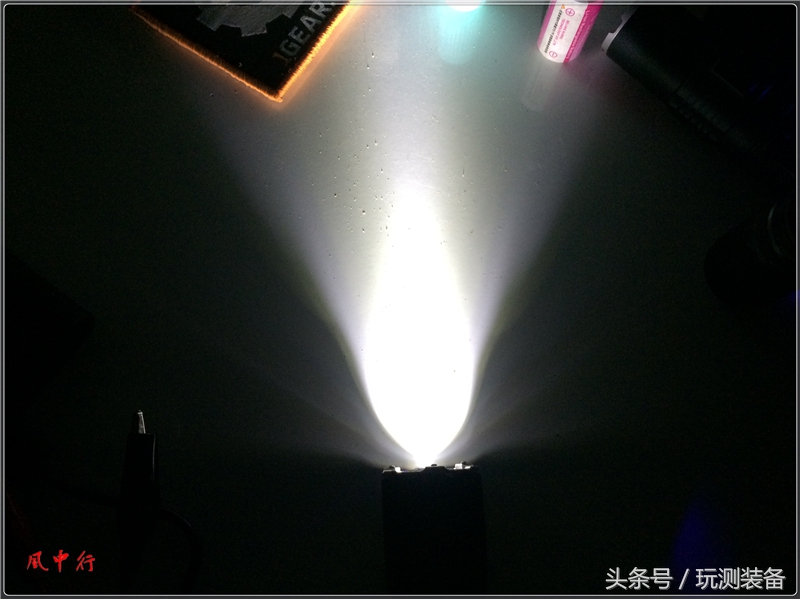 纳丽德ta15手电暴力测试,纳丽德ta15手电