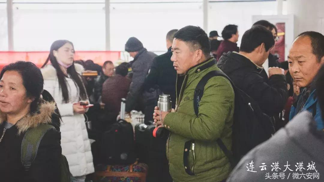 没挣到钱不敢回家过年原视频,没赚到钱不敢走亲访友