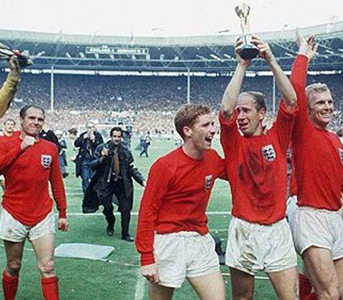 梅西c罗欧冠总数据最新统计,梅西和c罗各拿了几次欧冠