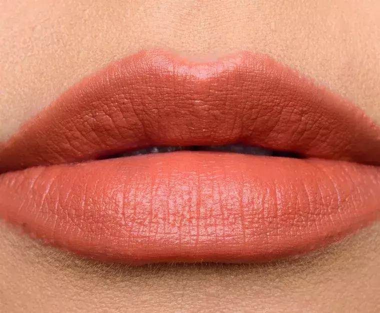 彩妆｜光听名字就腿软的撩人情圣，就藏在这堆化妆品中