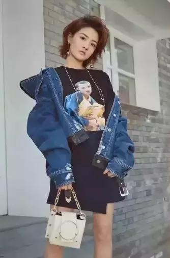 过年收到超长红包好幸福,过年收到个几千的红包