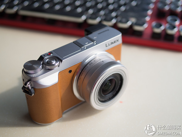 松下gx85微单价格,速度与激情85讲解