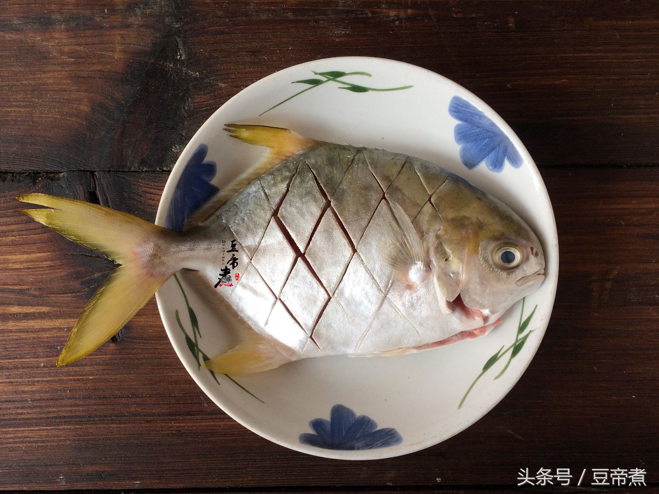 10道吉祥年夜菜年年有余怎么做,年夜饭系列二十道菜之年年有鱼