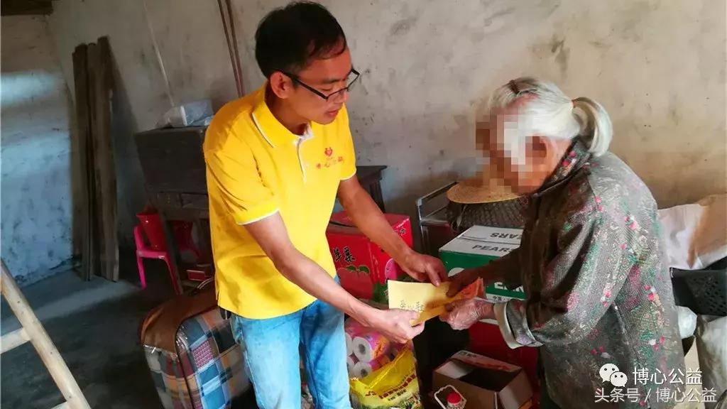 博心公益长宁分组视频,博心公益探访福利院