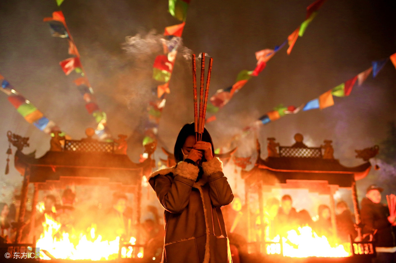 除夕通常又被称作大年夜,除夕又称大年夜除夕夜
